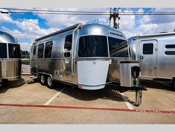 Thumbnail of RV