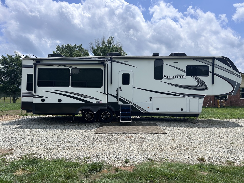Photo of Rv