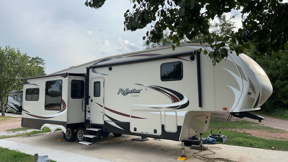 Photo of Rv