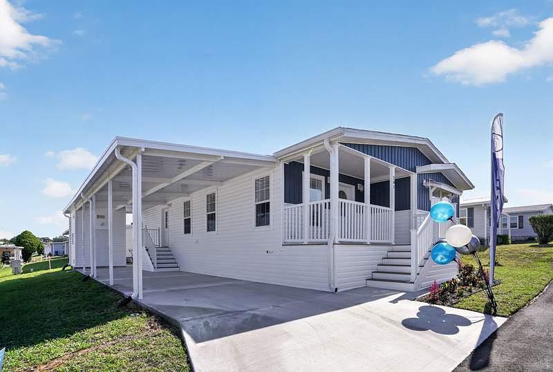 Photo of Mobile Home