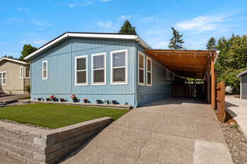 Thumbnail of mobile home