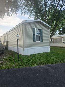 Thumbnail of mobile home