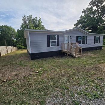 Thumbnail of mobile home