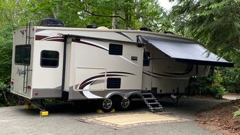 Thumbnail of RV