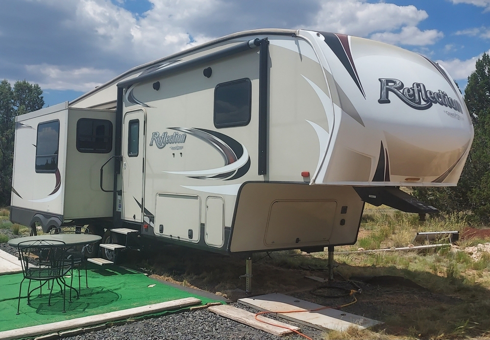 Photo of Rv
