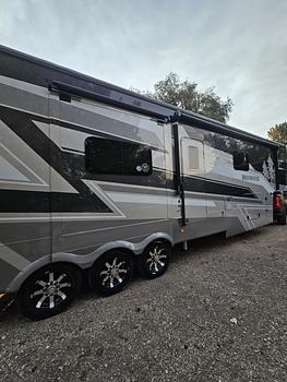 Thumbnail of RV