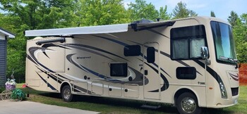 Thumbnail of RV