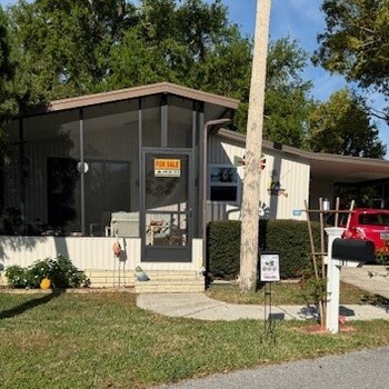 Thumbnail of mobile home