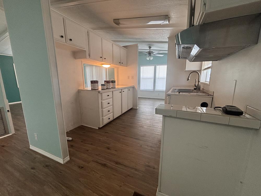 Camelot Lakes Village