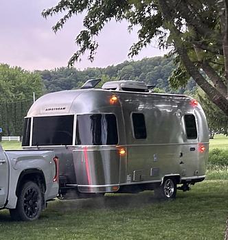 Thumbnail of RV