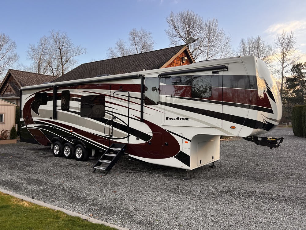 Photo of Rv