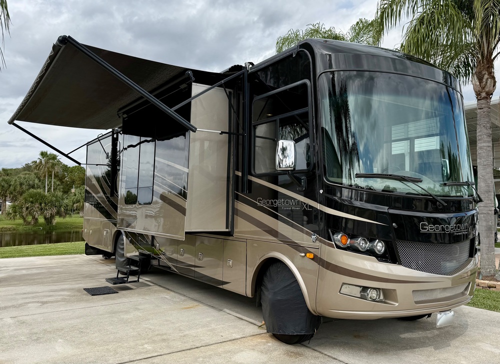 Photo of Rv