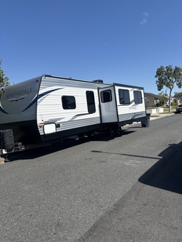 Thumbnail of RV