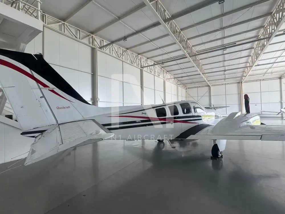 7702/beechcraft-baron-58-2003-flightmarket-id-7702-55598.webp