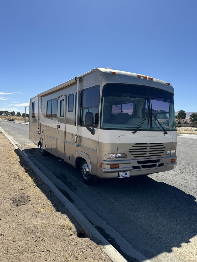 Photo of Rv