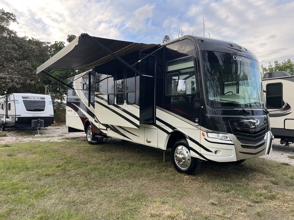 Photo of Rv