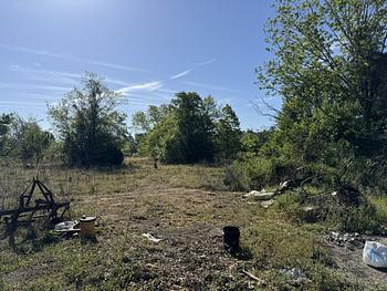 Thumbnail of mobile home lot