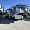 RV for Sale: 2020 FUZION 427