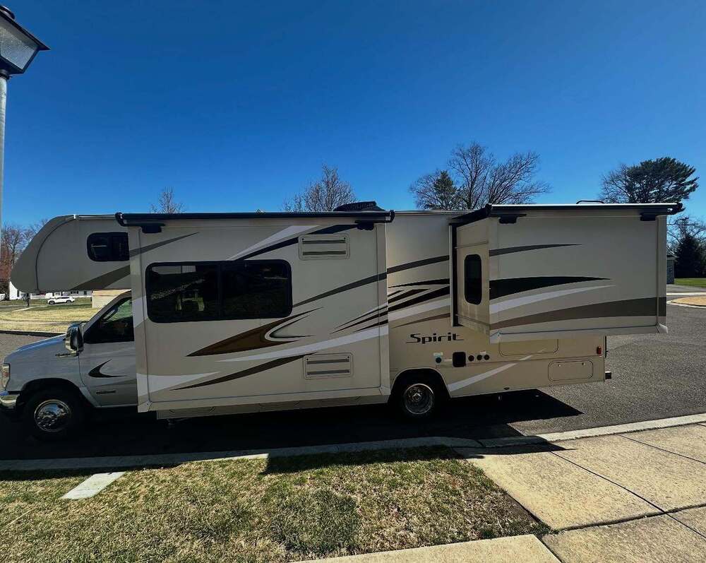 Photo of Rv
