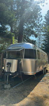 Thumbnail of RV