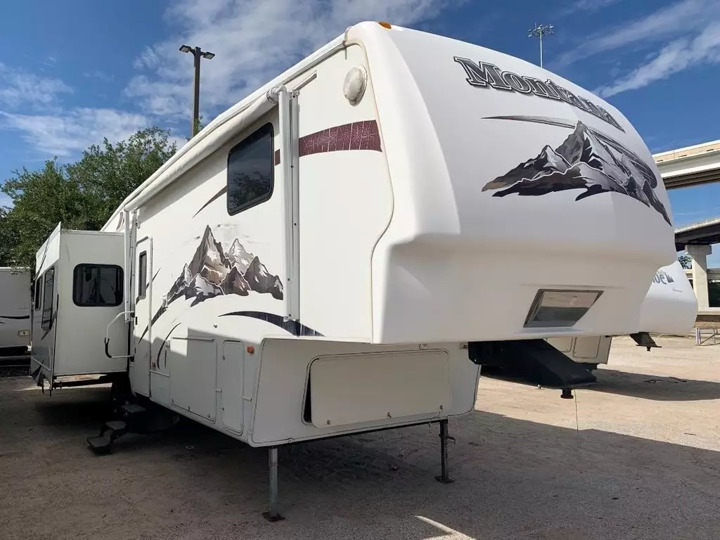 Photo of Rv