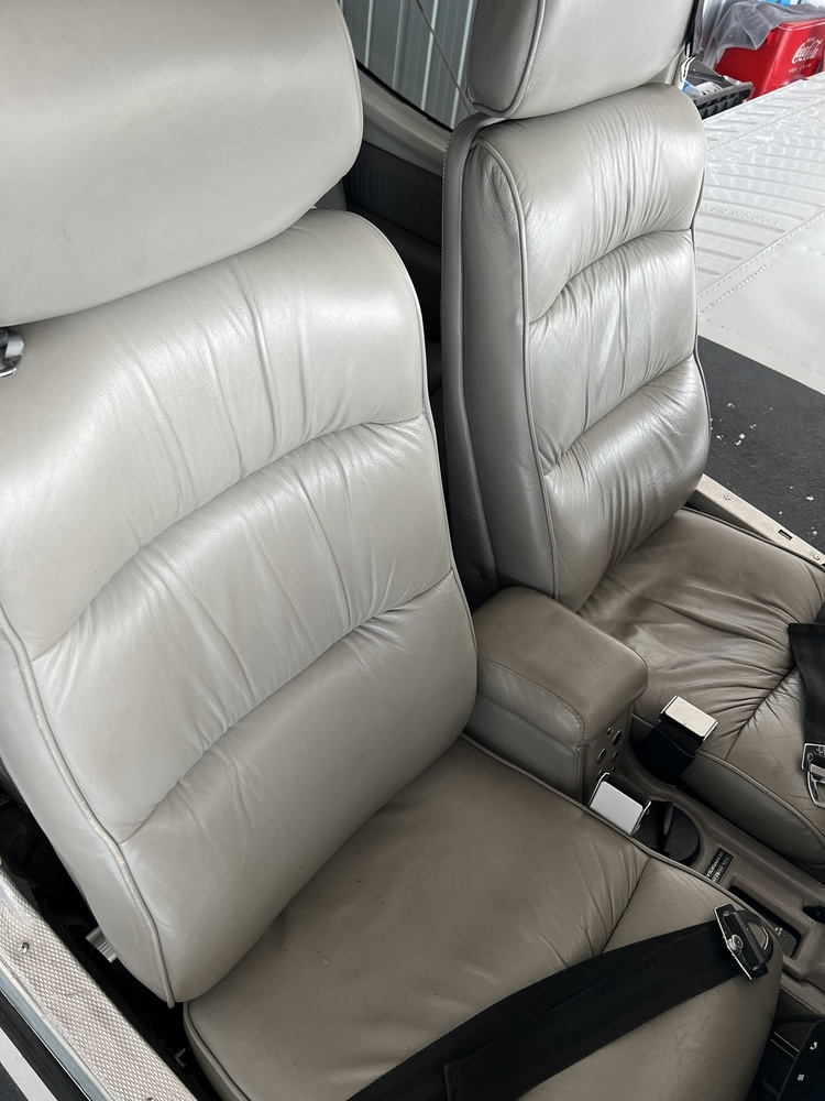 N114BX int front.JPEG