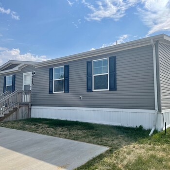 Thumbnail of mobile home