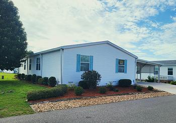 Thumbnail of mobile home