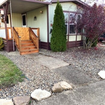 Thumbnail of mobile home