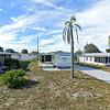 Mobile Home for Sale: 1 Bed 1 Bath 1963 Mobile Home