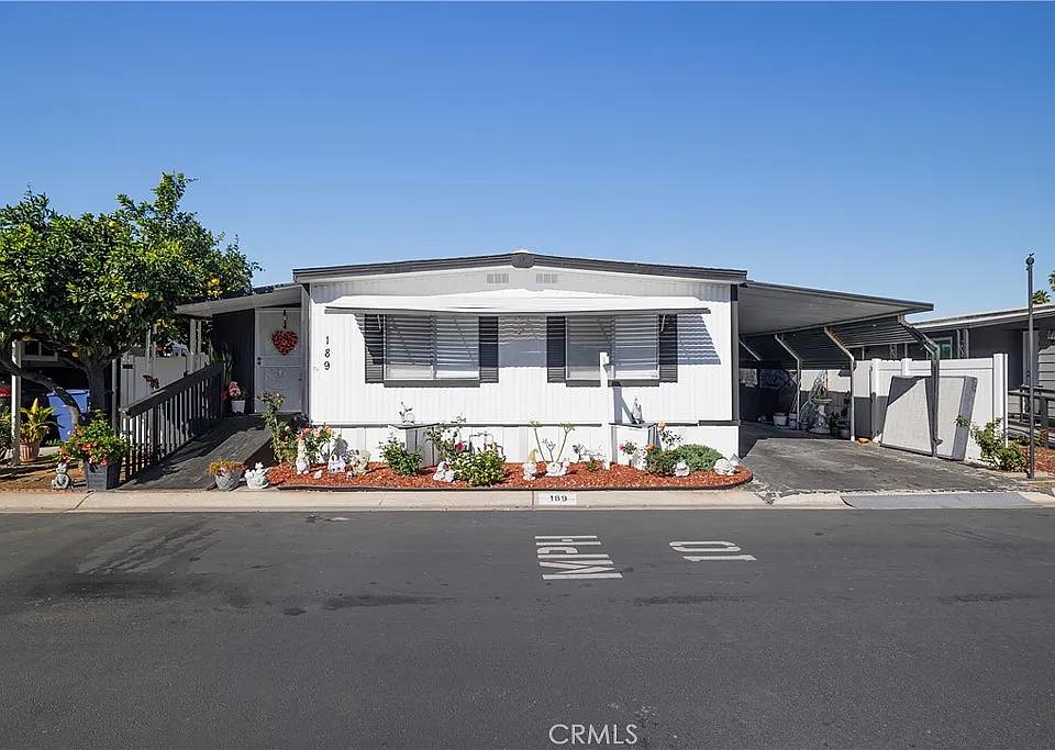 Photo of Mobile Home