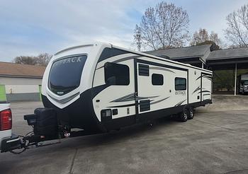 Thumbnail of RV