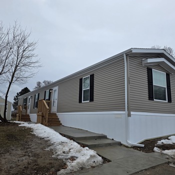 Thumbnail of mobile home