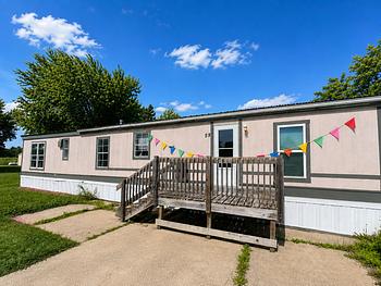 Photo of For Sale: 2-bedroom, 1-bathroom | Marshalltown 59