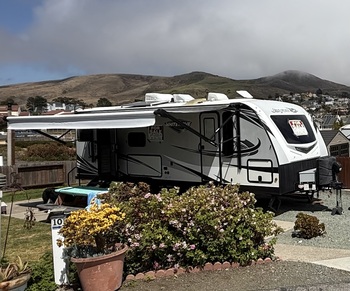 Thumbnail of RV