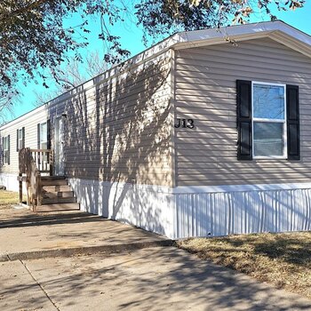 Thumbnail of mobile home