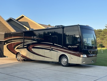 Thumbnail of RV