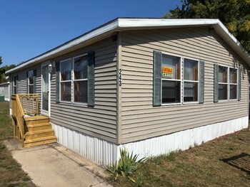 Thumbnail of mobile home