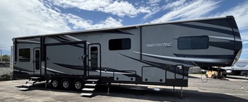 Thumbnail of RV