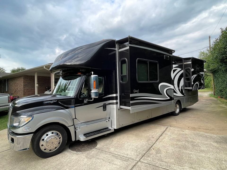 Photo of Rv