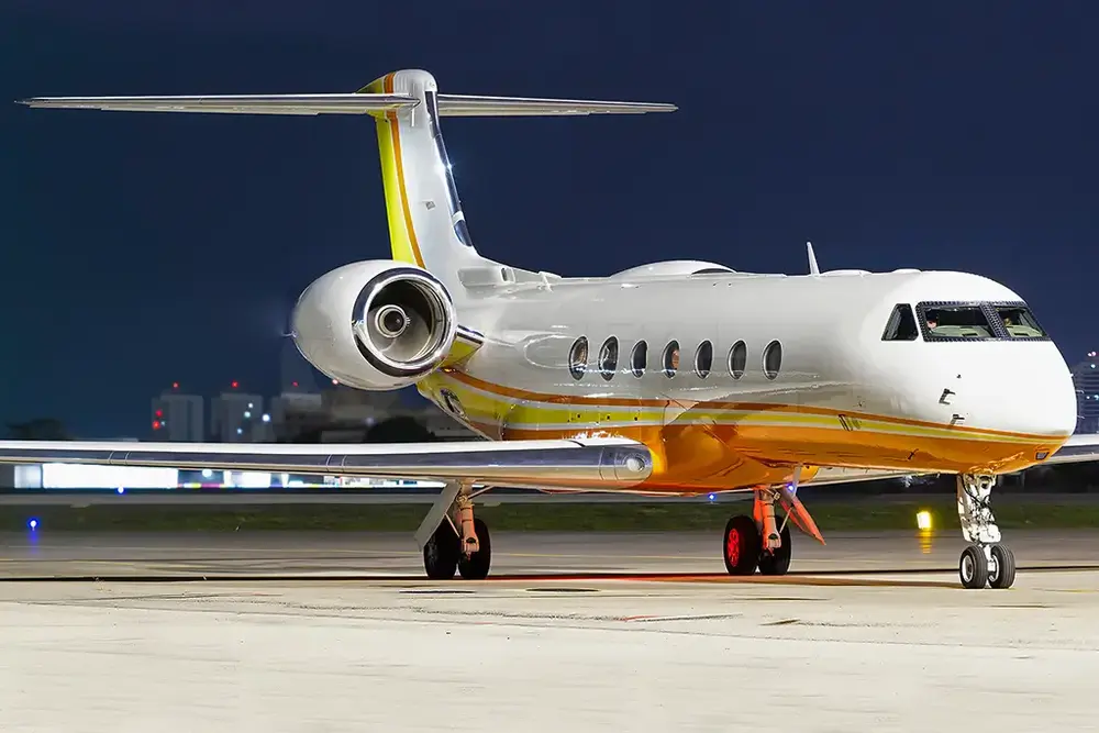 7501/gulfstream-g550-2006-flightmarket-id-7501-04141.webp