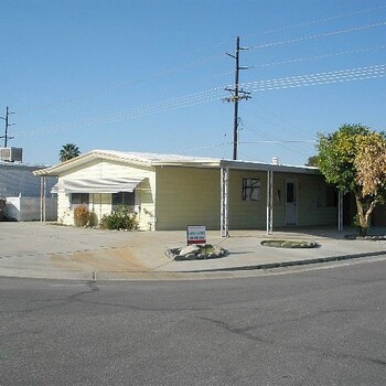 Thumbnail of mobile home