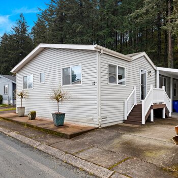 Thumbnail of mobile home