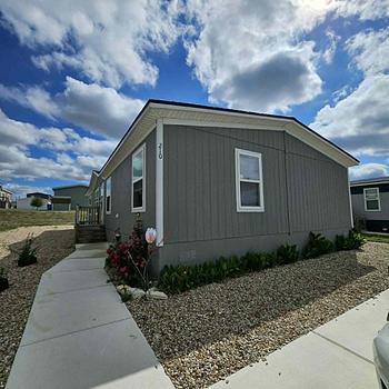 Thumbnail of mobile home