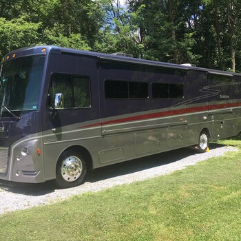 Thumbnail of RV