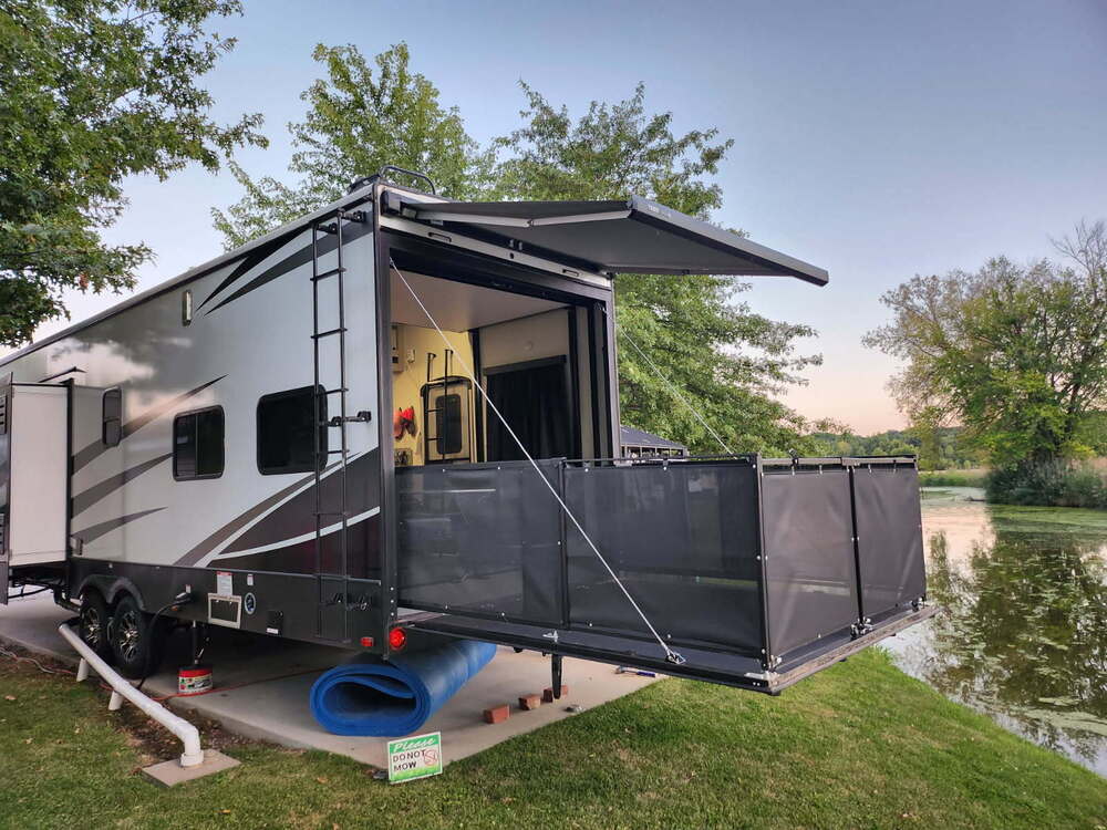 Photo of Rv