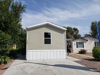 Thumbnail of mobile home