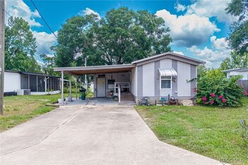Thumbnail of mobile home