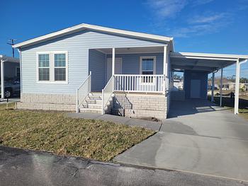 Thumbnail of mobile home