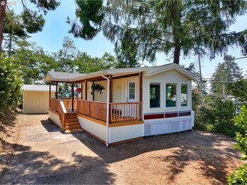Thumbnail of mobile home